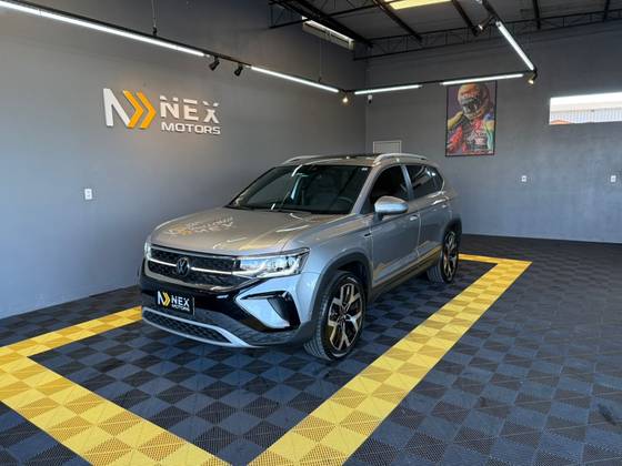 VOLKSWAGEN TAOS 1.4 250 TSI TOTAL FLEX HIGHLINE AUTOMÁTICO